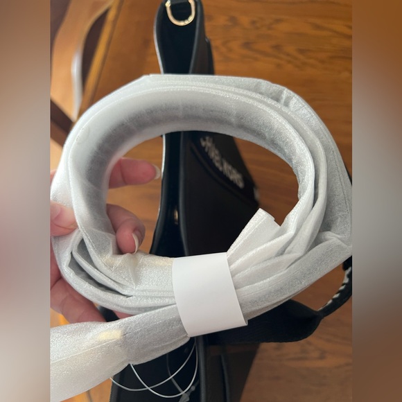 Black Michael Kors Maeve Small Convertible Open Tote in Black NWT - Picture 11 of 16